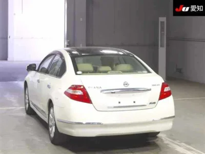 Nissan TEANA