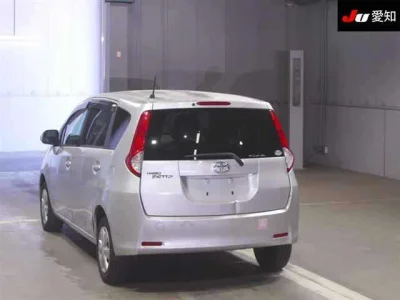 Toyota Passo Sette