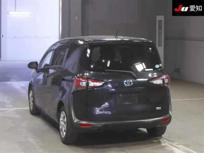 Toyota Sienta