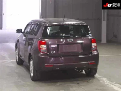 Toyota Ist