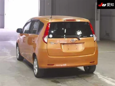 Toyota Passo Sette