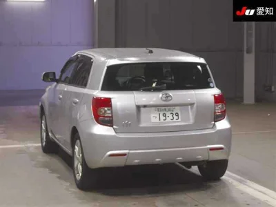 Toyota Ist