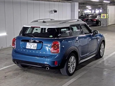 MINI Crossover