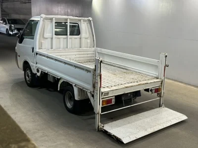 Nissan Vanette Truck