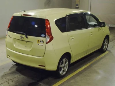 Toyota Passo Sette