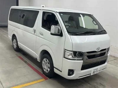 Toyota HiAce Van