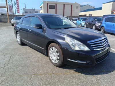 Nissan TEANA