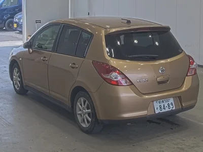 Nissan Tiida