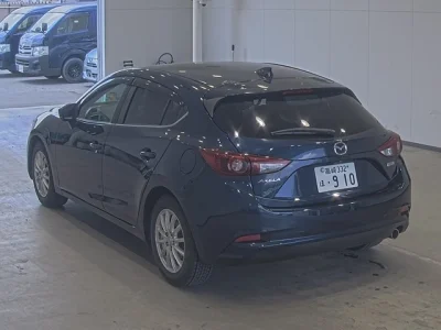 Mazda AXELA