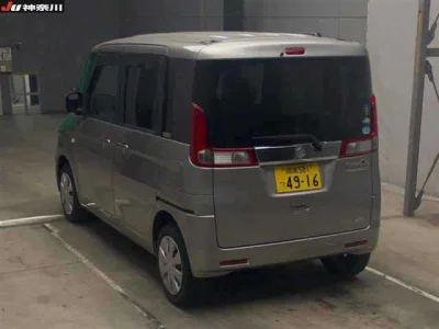 Suzuki Spacia
