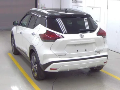 Nissan KICKS