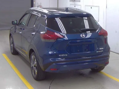 Nissan KICKS
