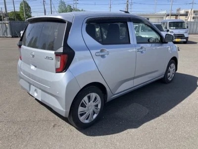 Daihatsu MIRA E S