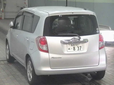 Toyota Ractis