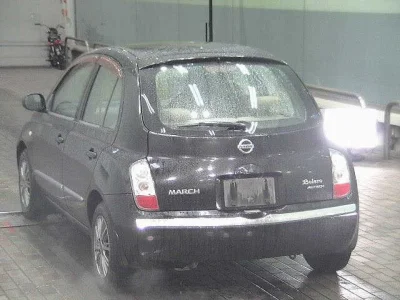 Nissan March