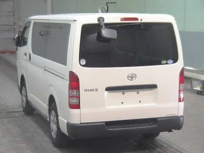 Toyota HiAce Van