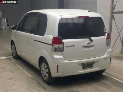 Toyota Spade