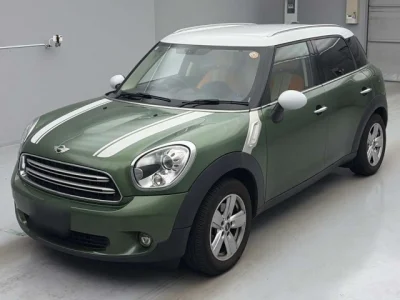 MINI Crossover