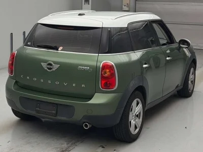 MINI Crossover