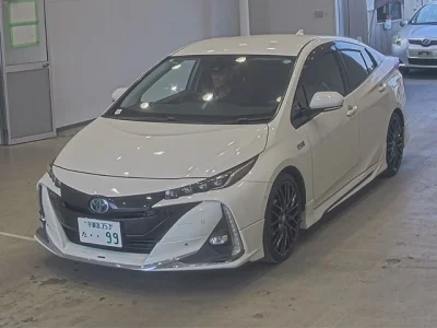 Toyota Prius PHV