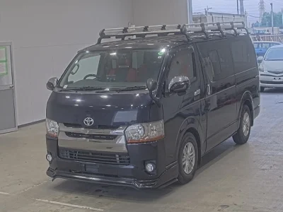Toyota HiAce Van