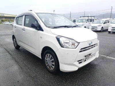 Daihatsu MIRA E S