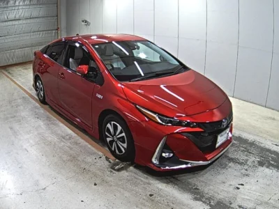 Toyota Prius PHV