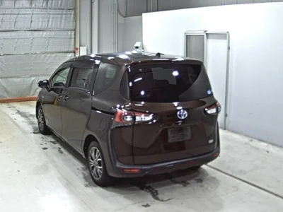 Toyota Sienta