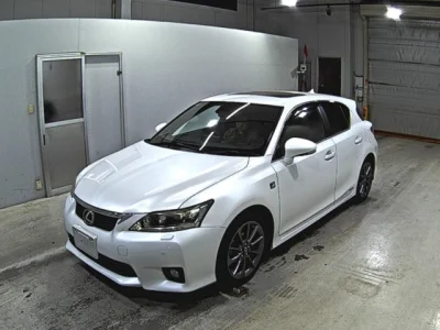 Lexus CT200h