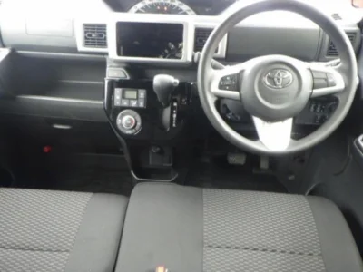 Toyota Pixis Mega