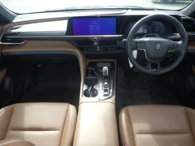 Toyota Crown Estate
