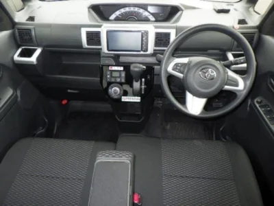 Toyota Pixis Mega