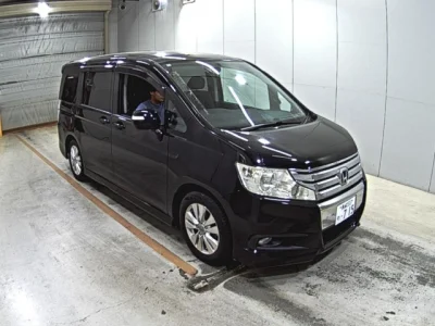 Honda STEP WAGON