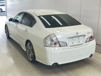 Nissan FUGA
