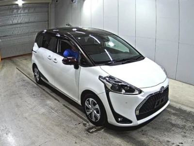 Toyota Sienta