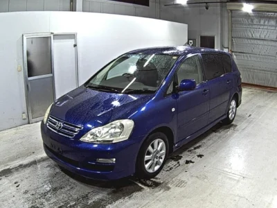 Toyota Ipsum