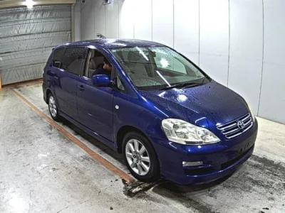Toyota Ipsum