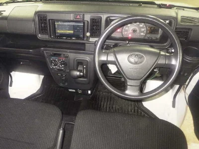 Toyota Pixis Van