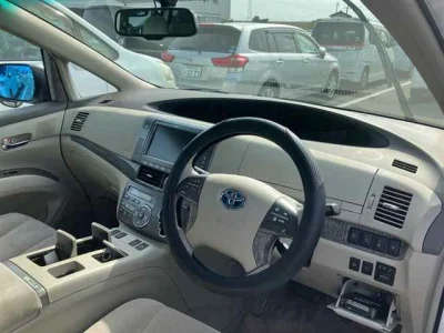 Toyota Estima Hybrid