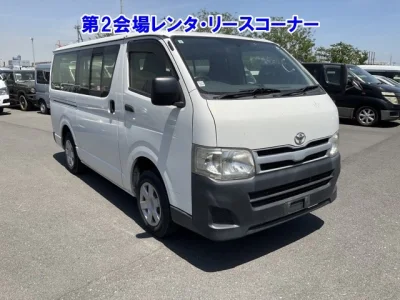 Toyota HiAce Van