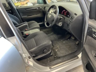 Toyota Ipsum