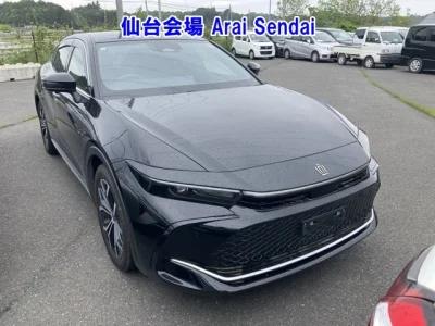 Toyota Crown Crossover