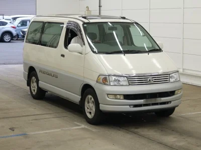 Toyota Hiace Regius