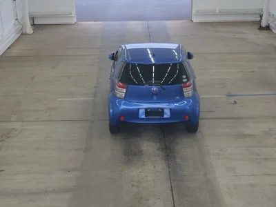 Toyota iQ