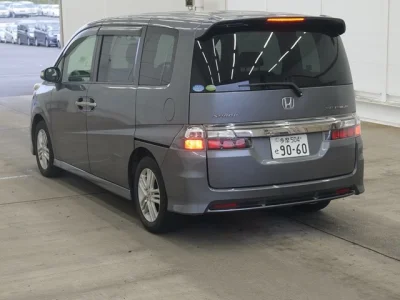 Honda STEP WAGON