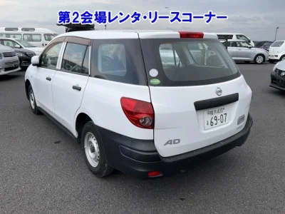 Nissan AD