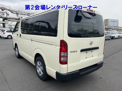 Toyota HiAce Van