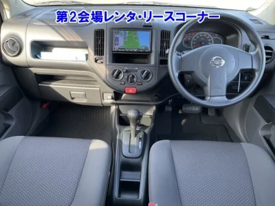 Nissan AD