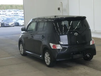 Toyota bB