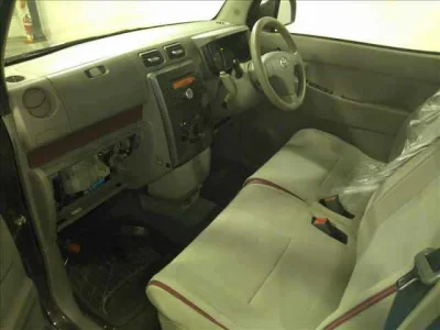 Toyota Pixis Space